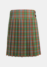 Traditional_Aberdeenshire_Home_Colours_back_image_with_pleated_design_and_adjustable_buckles_for_men