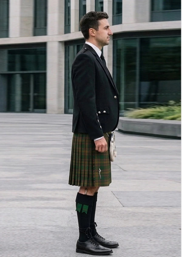 Traditional_Berry_Tribute_Tartan_11226_Kilt_and_Argyle_Jacket_Kilt_Outfit_right_image