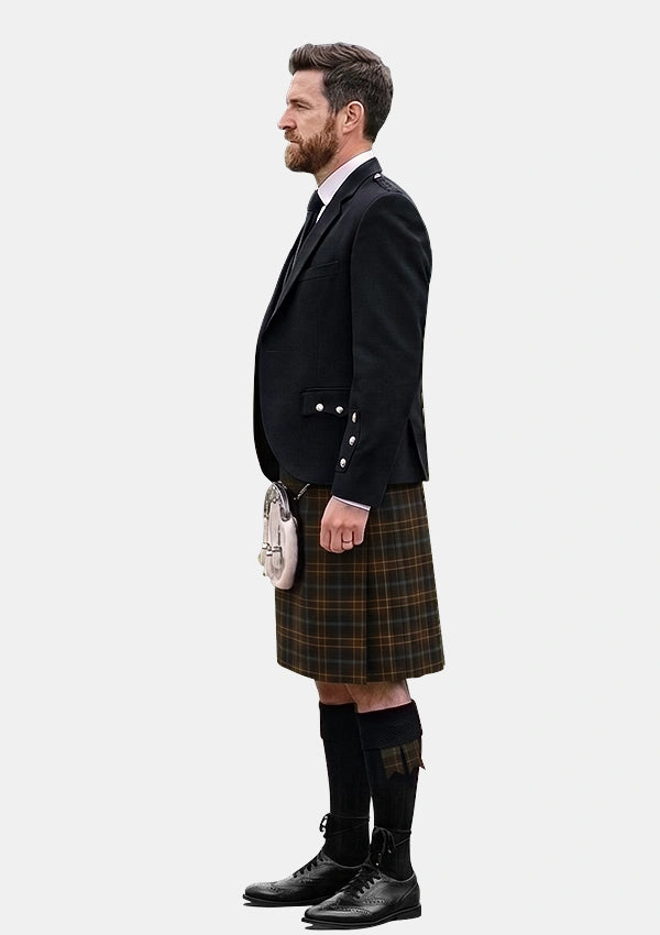 Traditional_Calderwood_R_Family_Tartan_Kilt_and_Argyle_Jacket_Kilt_Outfits_left_image