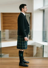 Traditional_Campbell_of_Argyll_Modern_Tartan_Kilt_and_Argyle_Jacket_Kilt_Outfit_right_image