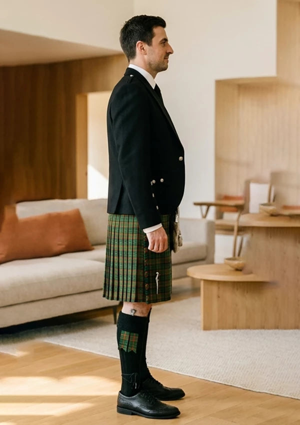 Traditional_Clan_Doyle_Tartan_Kilt_and_Argyle_Jacket_Kilt_Outfit_right_image
