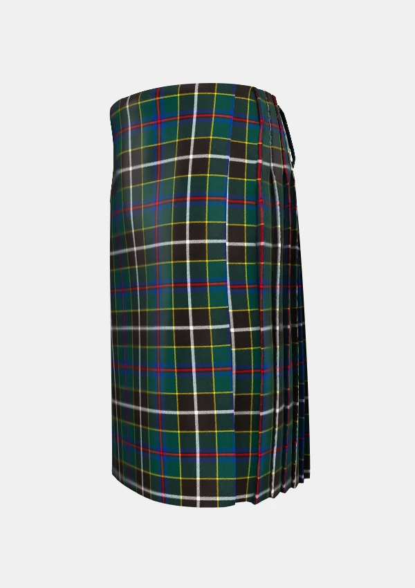 Traditional_Cornish_Hunting_tartan_left_image_with_pleated_design_and_adjustable_buckles_for_men