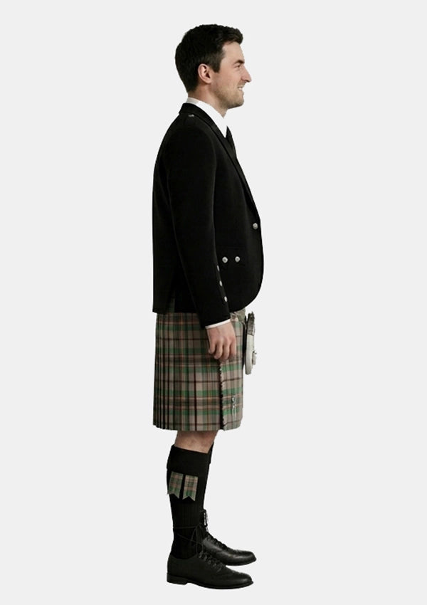 Traditional_Craig_tartan_Kilt_and_Argyle_Jacket_Kilt_Outfits_right_image