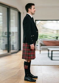 Traditional_Crawford_tartan_Kilt_and_Argyle_Jacket_Kilt_Outfit_right_image
