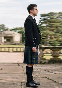 Traditional_Cunningham_Hunting_Tartan_1972_Kilt_and_Argyle_Jacket_Kilt_Outfit_right_image