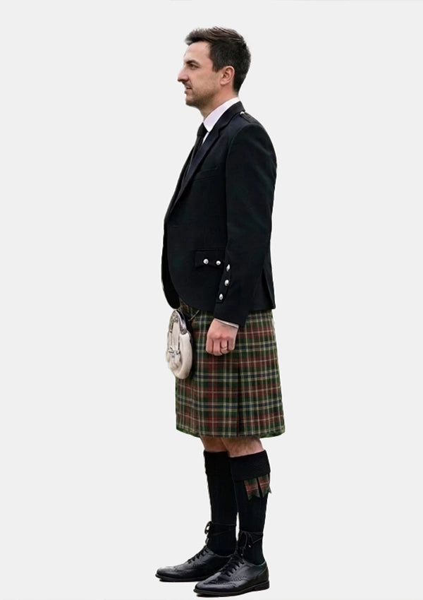 Traditional_Currie_of_Arran_Tartan_Kilt_and_Argyle_Jacket_Kilt_Outfits_left_image