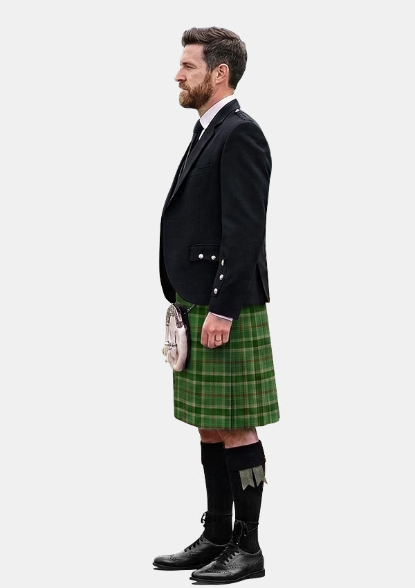 Traditional_Dalwhinnie_Tartan_1018_Kilt_and_Argyle_Jacket_Kilt_Outfits_left_image