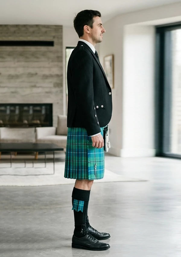Traditional_Dauglas_Axcient_Tartan_Kilt_and_Argyle_Jacket_Kilt_Outfit_right_image
