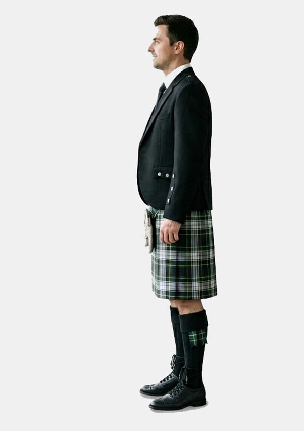 Traditional_Dress_Gordon_tartan_Kilt_and_Argyle_Jacket_Kilt_Outfits_left_image