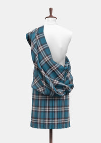 Traditional_Earl_of_St_Andrews_tartan_85_Great_Kilt_back_image