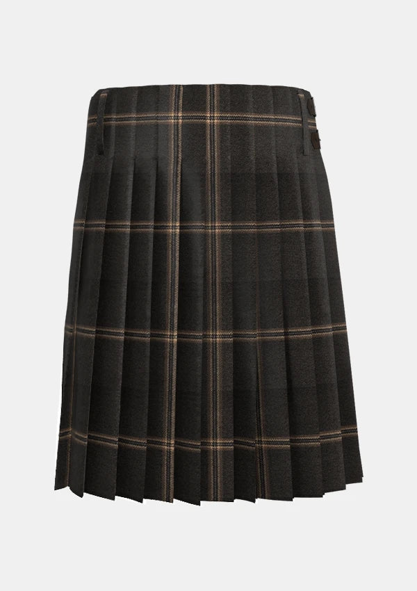 Traditional_Eternity_tartan_back_image_with_pleated_design_and_adjustable_buckles_for_men