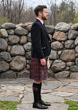 Traditional_Faulkner_Tartan_10080_Kilt_and_Argyle_Jacket_Kilt_Outfit_right_image