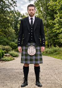 Traditional_Firth_of_Tay_Tartan_4862_Kilt_and_Argyle_Jacket_Kilt_Outfit_front_image