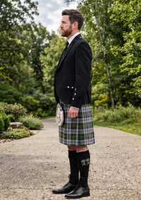 Traditional_Firth_of_Tay_Tartan_4862_Kilt_and_Argyle_Jacket_Kilt_Outfit_left_image