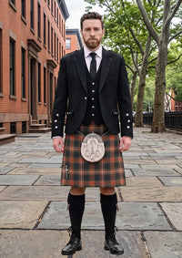 Traditional_Fraser_Hunting_Modern_Tartan_Kilt_and_Argyle_Jacket_Kilt_Outfit_front_image