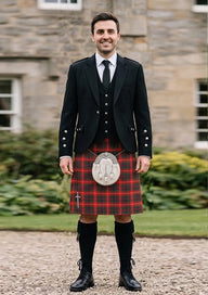 Traditional_Fraser_of_Lovat_tartan_391_Kilt_and_Argyle_Jacket_Kilt_Outfit_front_image