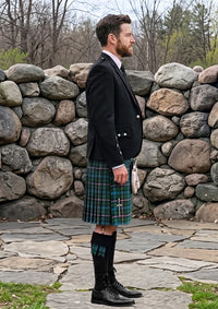 Traditional_Gemmell_Tartan_4125_Kilt_and_Argyle_Jacket_Kilt_Outfit_right_image