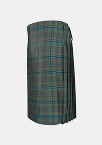 Traditional_Giants_Causeway_Tartan_kilt_left_image_with_pleated_design_and_adjustable_buckles_for_men