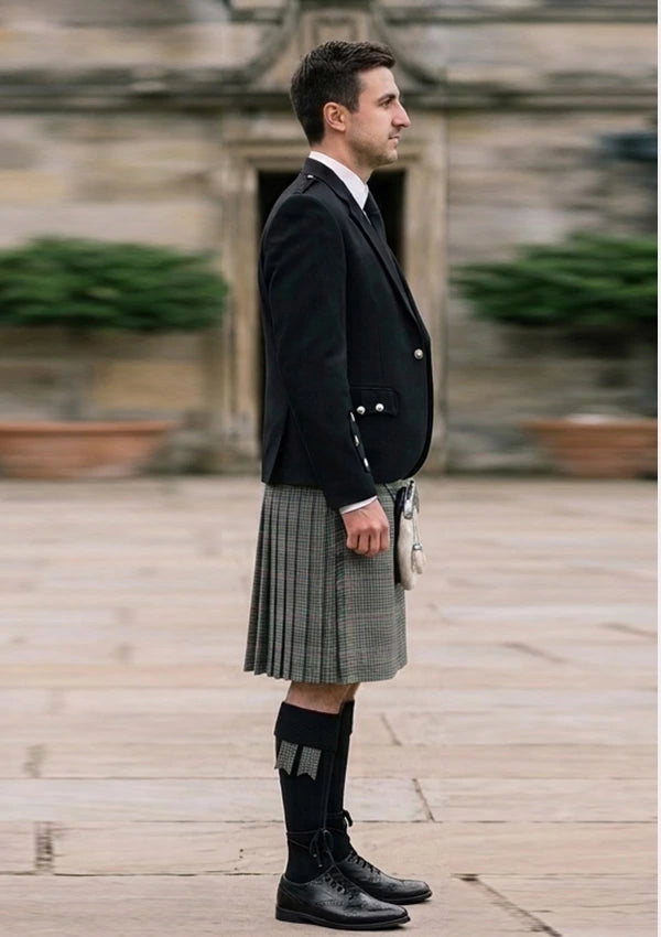 Traditional_Halliday_Tartan_7552_Kilt_and_Argyle_Jacket_Kilt_Outfit_right_image