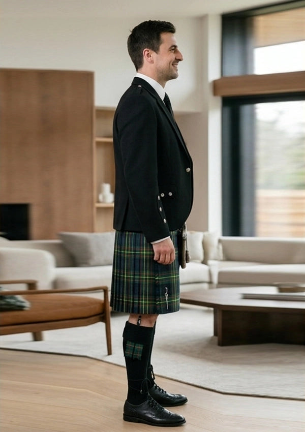 Traditional_Hamilton_Tartan_Kilt_and_Argyle_Jacket_Kilt_Outfit_right_image
