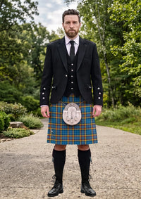 Traditional_Healy_Tartan_6236_Kilt_and_Argyle_Jacket_Kilt_Outfit_front_image