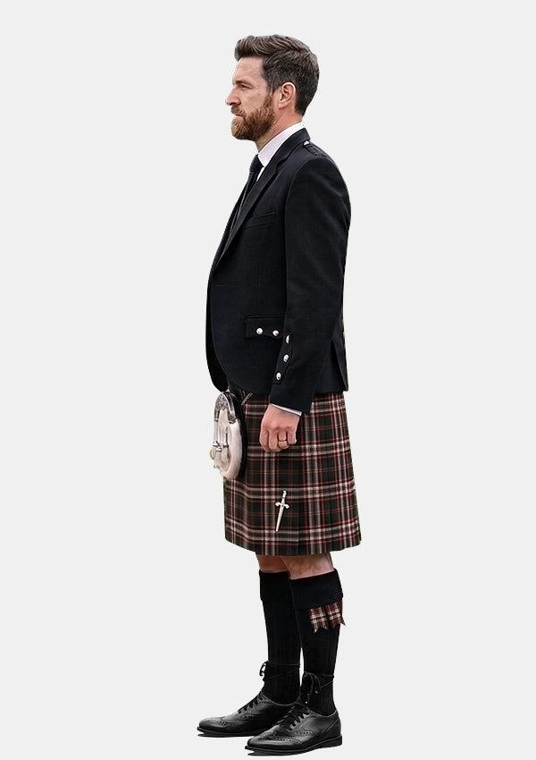 Traditional_Heritage_of_Ireland_Tartan_Kilt_and_Argyle_Jacket_Kilt_Outfits_left_image