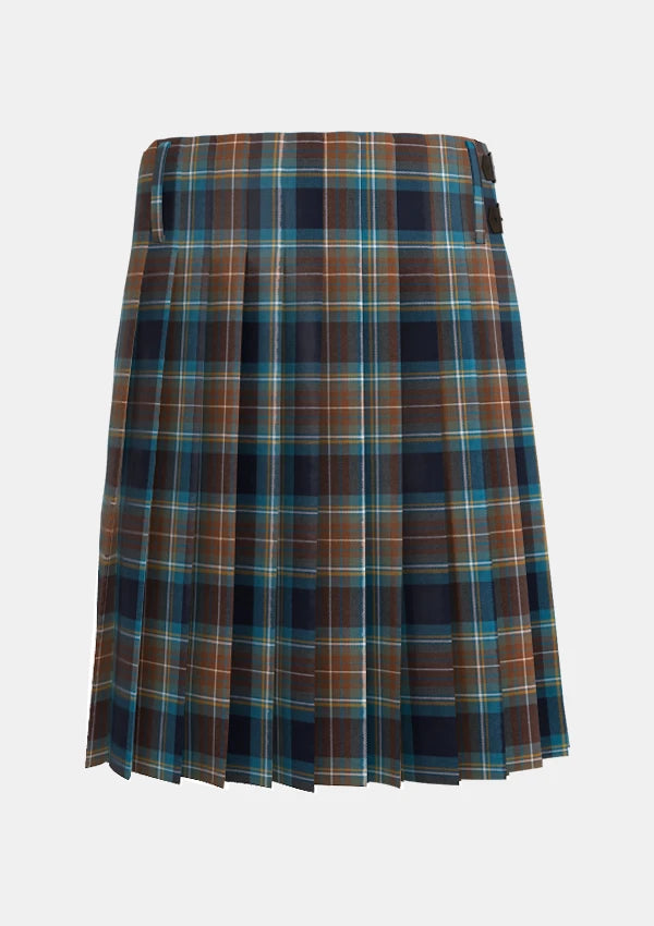 Traditional_Holyrood_tartan_back_image_with_pleated_design_and_adjustable_buckles_for_men