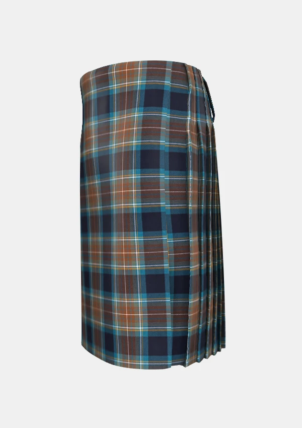 Traditional_Holyrood_tartan_left_image_with_pleated_design_and_adjustable_buckles_for_men
