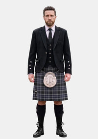 Traditional_Hood_Tartan_6480_Kilt_and_Argyle_Jacket_Kilt_Outfits_front_image