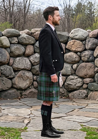 Traditional_Hyslop_Hunting_Tartan_2137_Kilt_and_Argyle_Jacket_Kilt_Outfit_right_image