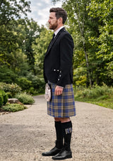 Traditional_Independence_Tartan_2285_Kilt_and_Argyle_Jacket_Kilt_Outfit_left_image
