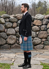 Traditional_International_Weavers_13739_Kilt_and_Argyle_Jacket_Kilt_Outfit_left_image