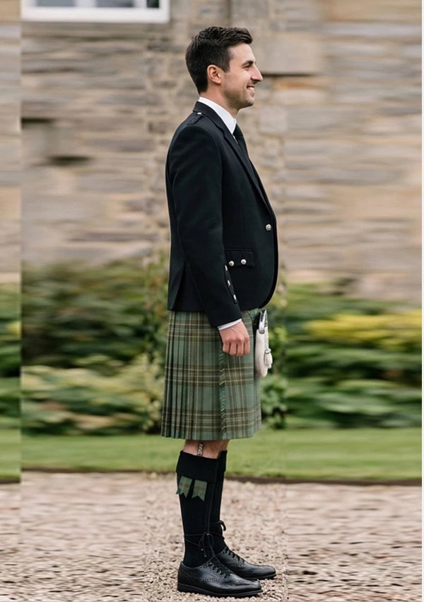 Traditional_Kelly_tartan_6394_Kilt_and_Argyle_Jacket_Kilt_Outfit_right_image