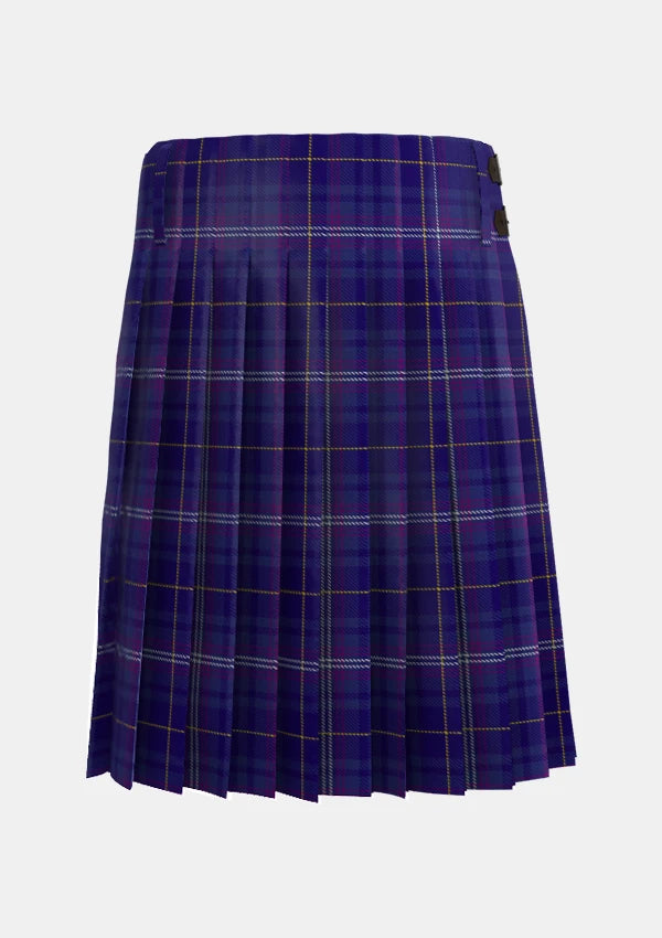 Traditional_Kilmarnock_Football_Club_back_image_with_pleated_design_and_adjustable_buckles_for_men