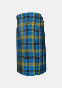Traditional_Laing_Tartan_kilt_6096_left_image_with_pleated_design_and_adjustable_buckles_for_men