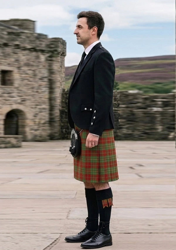 Traditional_Leask_Tartan_905_Kilt_and_Argyle_Jacket_Kilt_Outfit_left_image