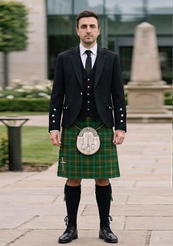 Traditional_Lyons_Tartan_6515_Kilt_and_Argyle_Jacket_Kilt_Outfit_front_image