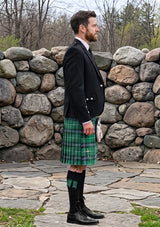Traditional_MacDonald_of_the_Isles_Hunting_Ancient_Tartan_Kilt_and_Argyle_Jacket_Kilt_Outfit_right_image