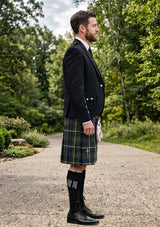 Traditional_MacLeod_of_Harris_Tartan_Kilt_and_Argyle_Jacket_Kilt_Outfit_right_image