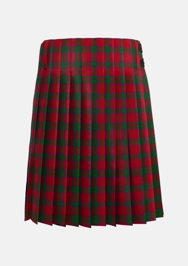 Traditional_MacNab_Clan_Tartan_857_kilt_back_image_with_pleated_design_and_adjustable_buckles_for_men