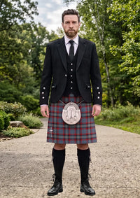 Traditional_MacNamara_Tartan_6432_Kilt_and_Argyle_Jacket_Kilt_Outfit_front_image