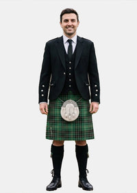 Traditional_Macaulay_Hunting_tartan_827_Kilt_and_Argyle_Jacket_Kilt_Outfits_front_image
