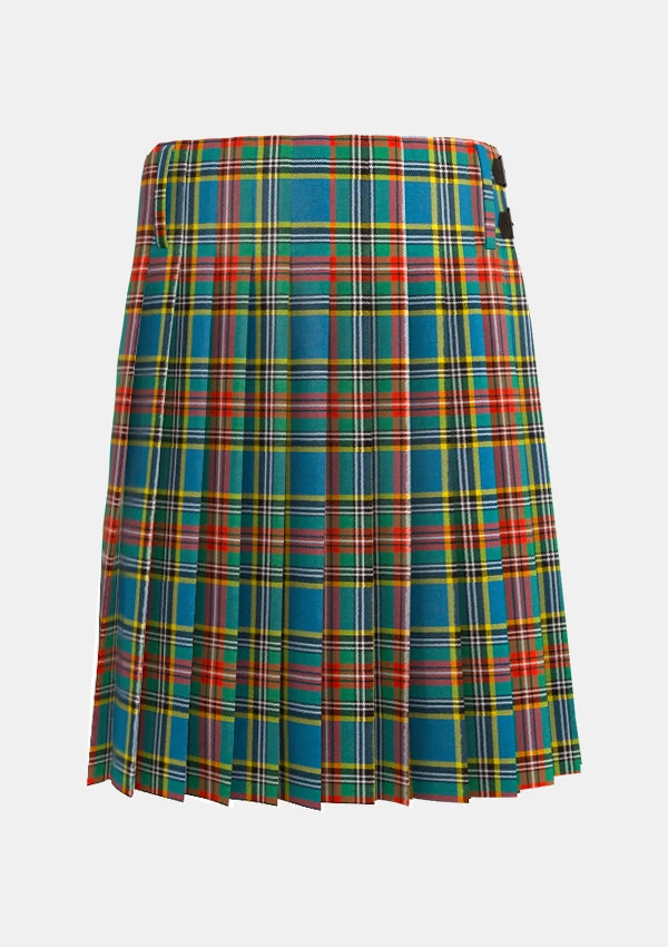 Traditional_Macbeth_tartan_back_image_with_pleated_design_and_adjustable_buckles_for_men