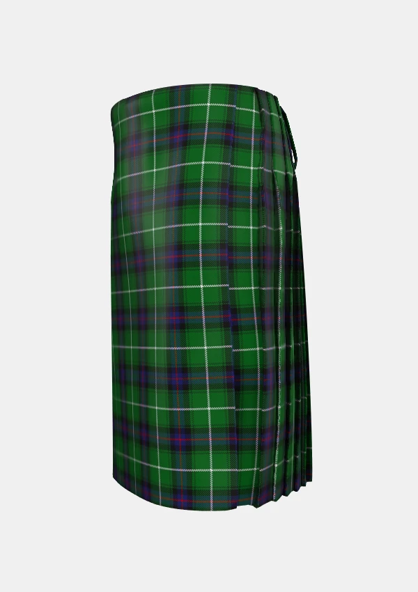 Traditional_Macdonald_of_The_Isles_left_image_with_pleated_design_and_adjustable_buckles_for_men