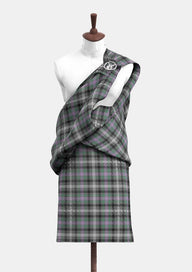 Traditional_Midnight_Thistle_Tartan_7499_Great_Kilt_front_image