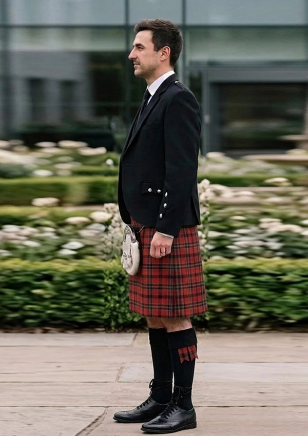 Traditional_Osborne_Charles_Tartan_12200_Kilt_and_Argyle_Jacket_Kilt_Outfit_left_image