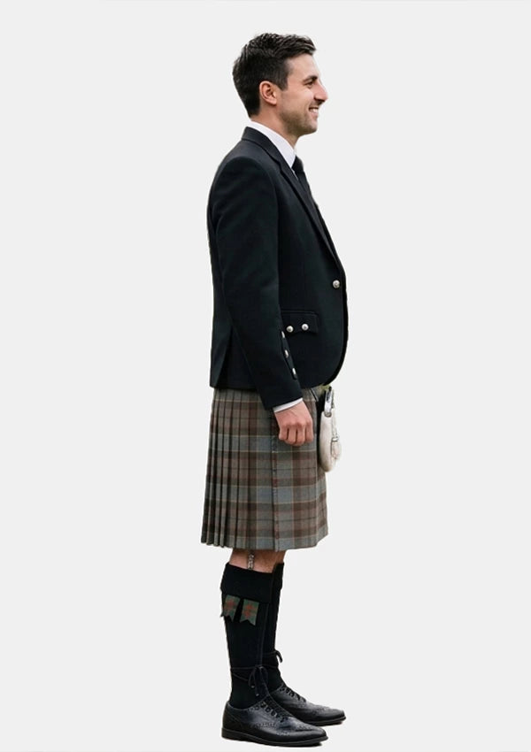Traditional_Outlander_tartan_11113_Kilt_and_Argyle_Jacket_Kilt_Outfits_right_image