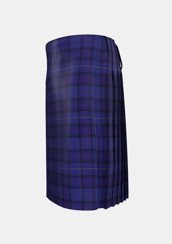 Traditional_Payne_Tartan_2554_kilt_left_image_with_pleated_design_and_adjustable_buckles_for_men