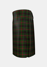 Traditional_Pilette_of_Kinnear_Personal_Tartan_5504_kilt_left_image_with_pleated_design_and_adjustable_buckles_for_men