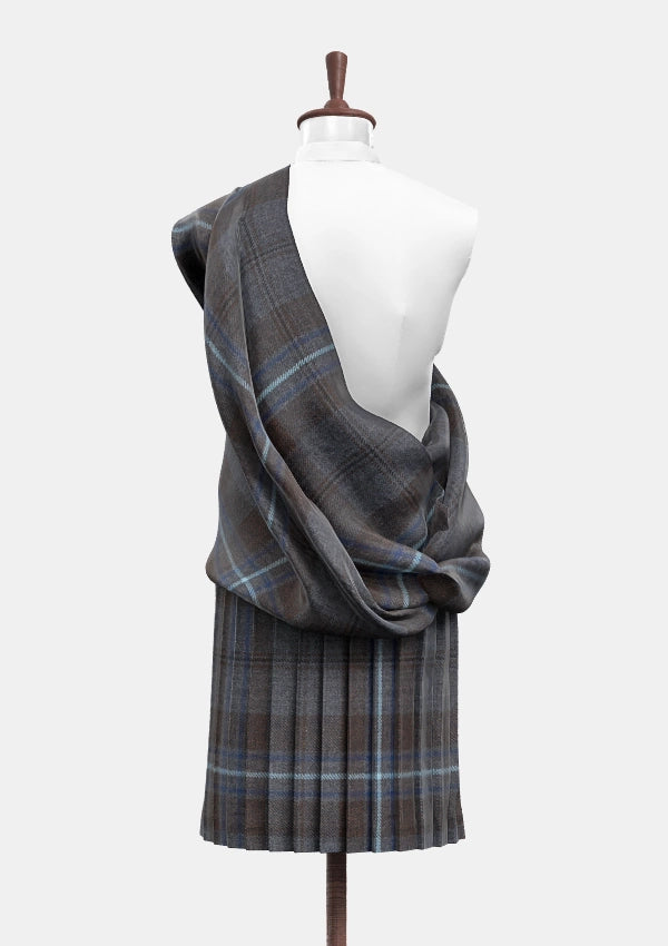 Traditional_Rivers_of_Scotland_tartan_Great_Kilt_back_image